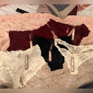 5 NWT SKIMS Stretch Lace Panties - Ecru, Black, Oxblood sz Large